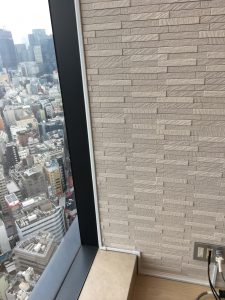 電動スクリーンの配線