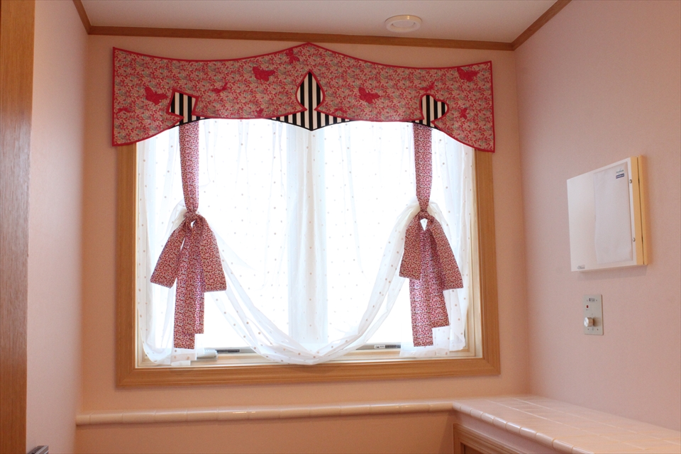 アリス・イン・ワンダーランドをイメージ