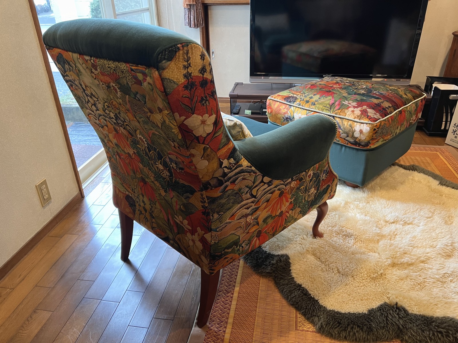 １シーターソファとオットマンの張り替え