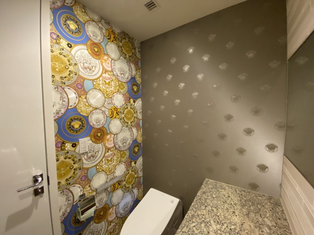 ヴェルサーチの壁紙