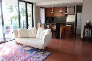 イタリアンモダンを中心にミックスカルチャーで