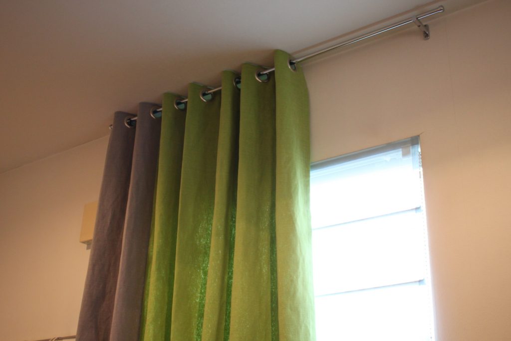 シンプルモダンなハトメと北欧テイスト