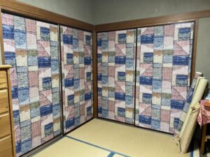 ふすまに壁紙を!