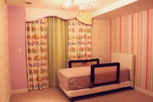 色と柄をとことん楽しむキュートなキッズルーム