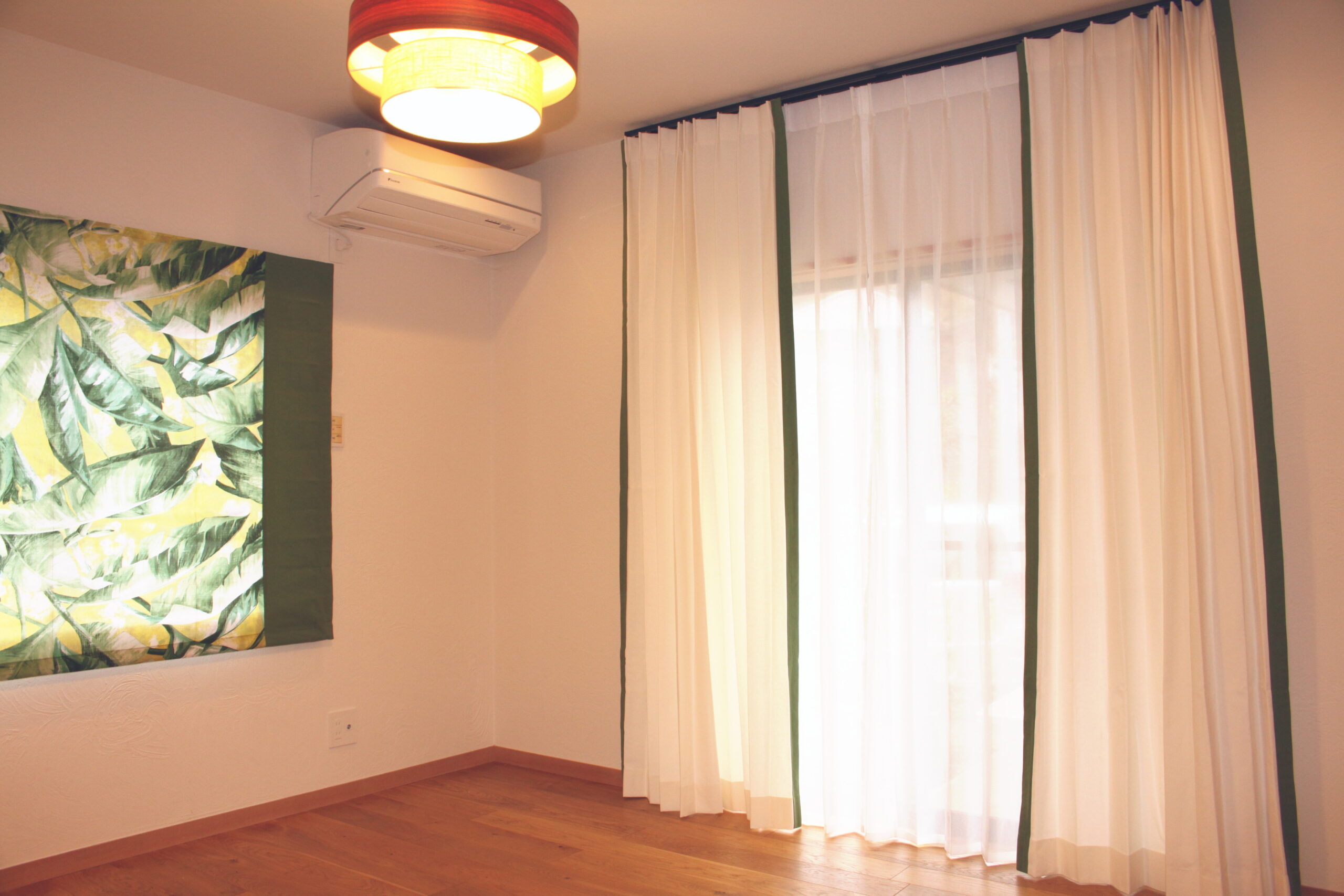 カーテンの縁取り