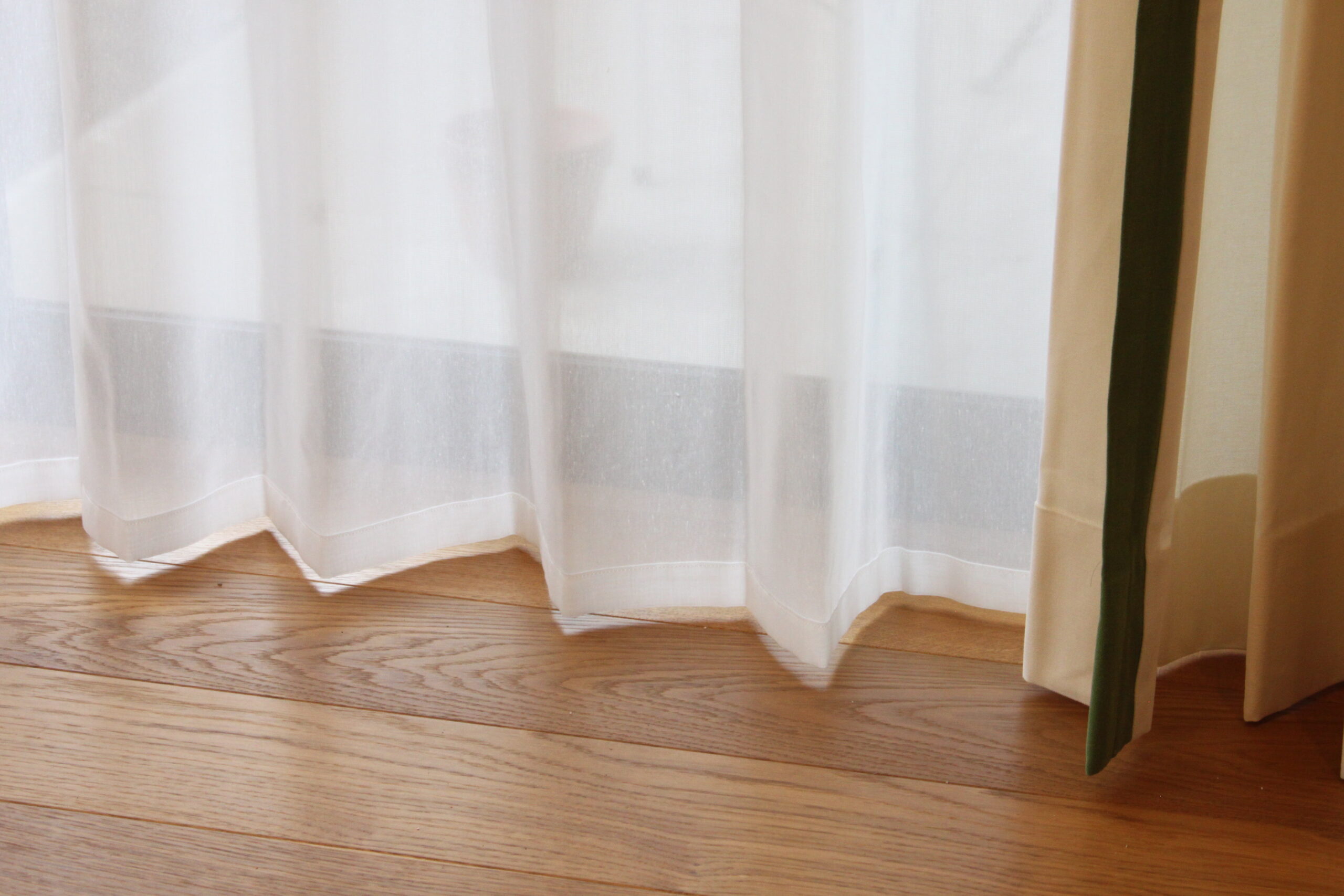 レースの裾、今はこう仕上げる