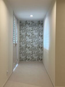 廊下の突き当りにはアクセントを!