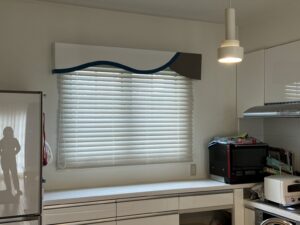 ウッドブラインドにバランスをプラス