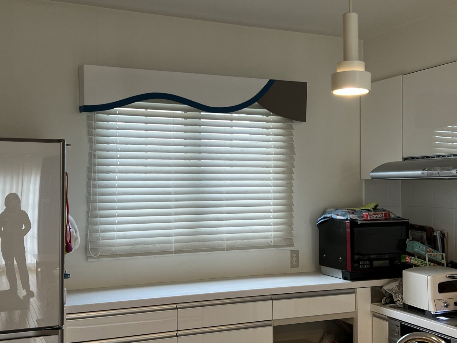 ウッドブラインドにバランスをプラス