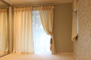 ニアリープレーンのアイボリー