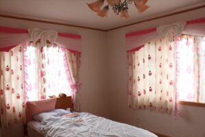 「プレゼント」をテーマにデザイン