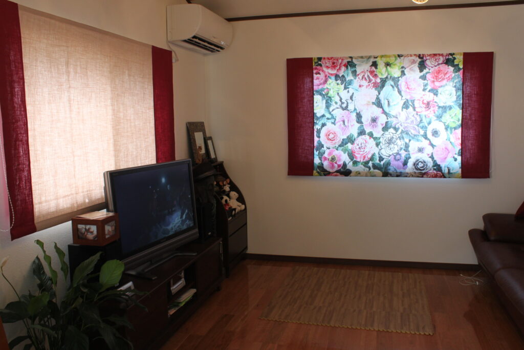 デザイナーズギルドのローマンシェード